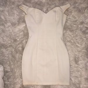 Off the shoulder bodycon dress